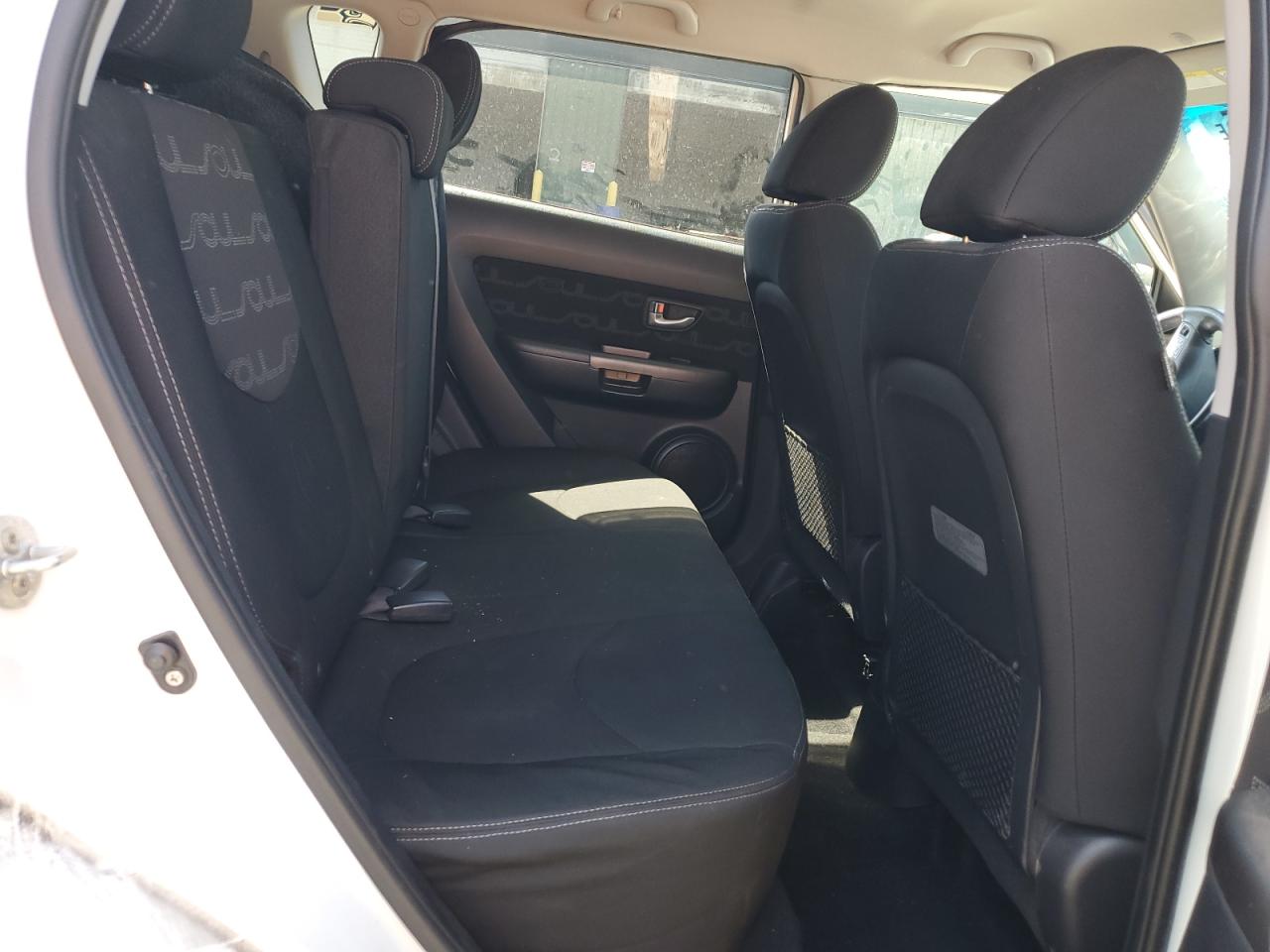 2012 Kia Soul + VIN: KNDJT2A61C7471239 Lot: 68710265