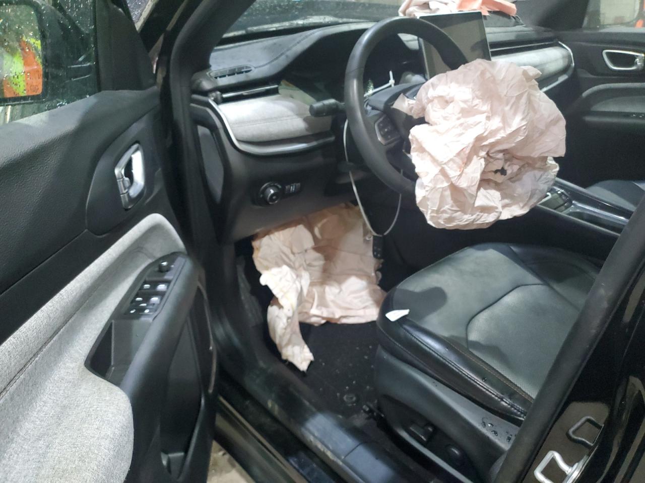 2023 Jeep Compass Latitude Lux VIN: 3C4NJDFN0PT534934 Lot: 70267335