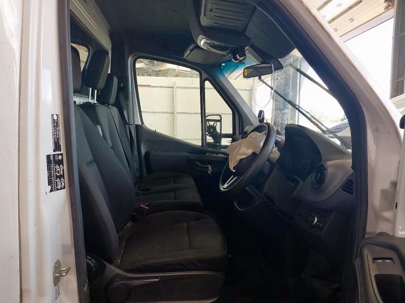 2024 MERCEDES-BENZ SPRINTER 315 PROGRESSIVE 