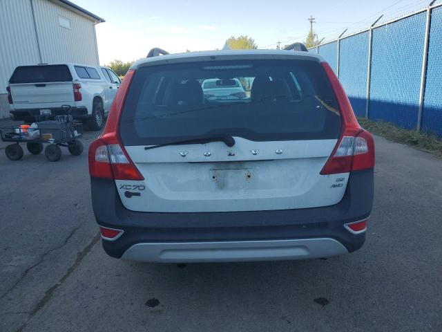 2010 VOLVO XC70 3.2  