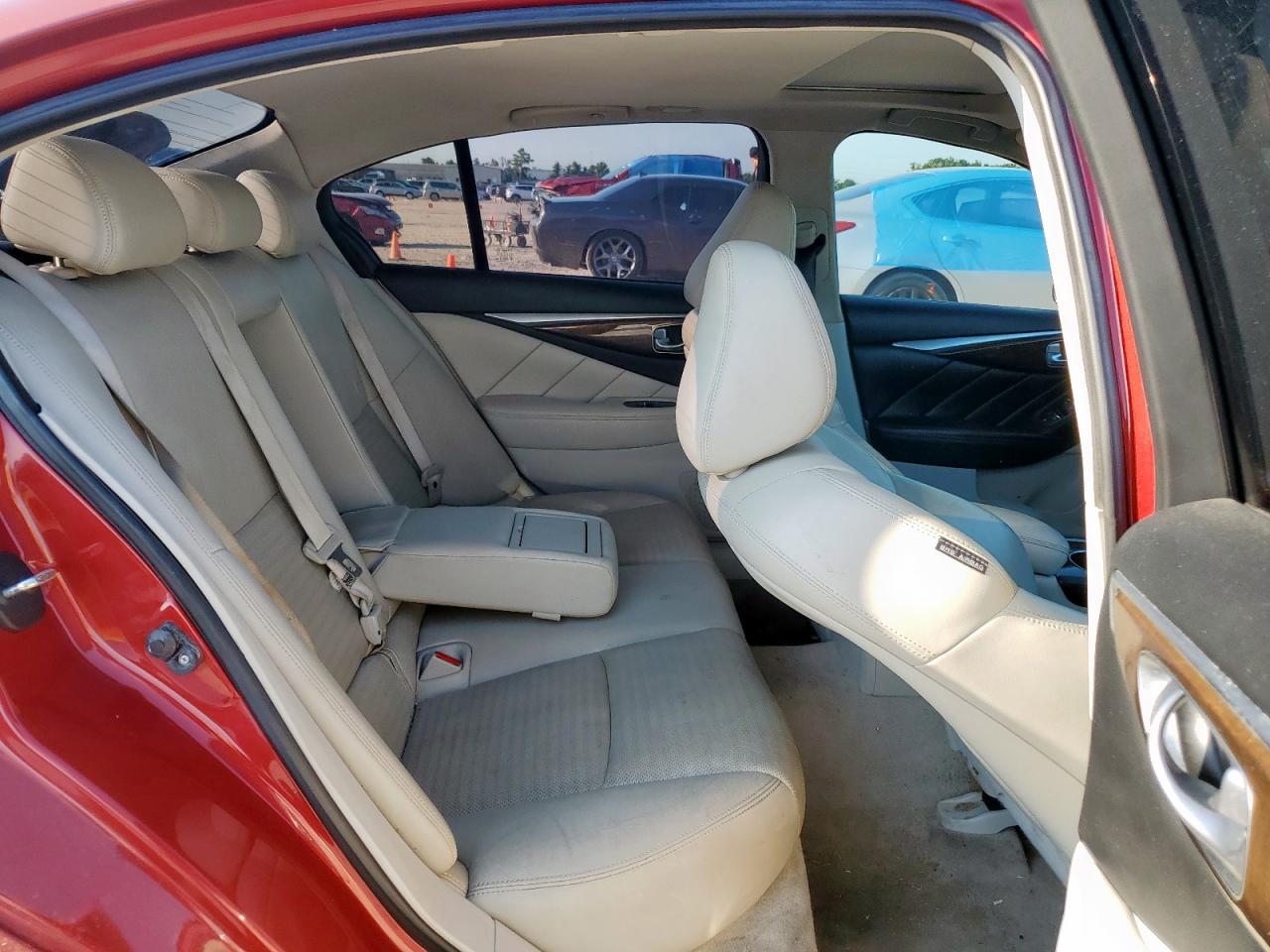 2015 Infiniti Q50 Base VIN: JN1BV7AP2FM336915 Lot: 68906635