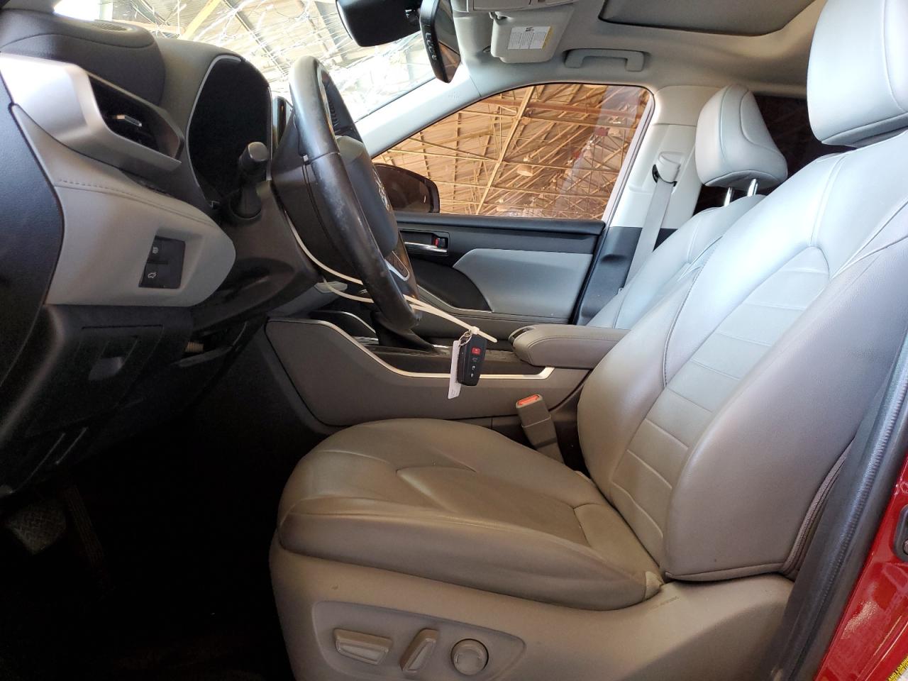 2022 Toyota Highlander Xle VIN: 5TDHZRAH7NS136034 Lot: 68118095