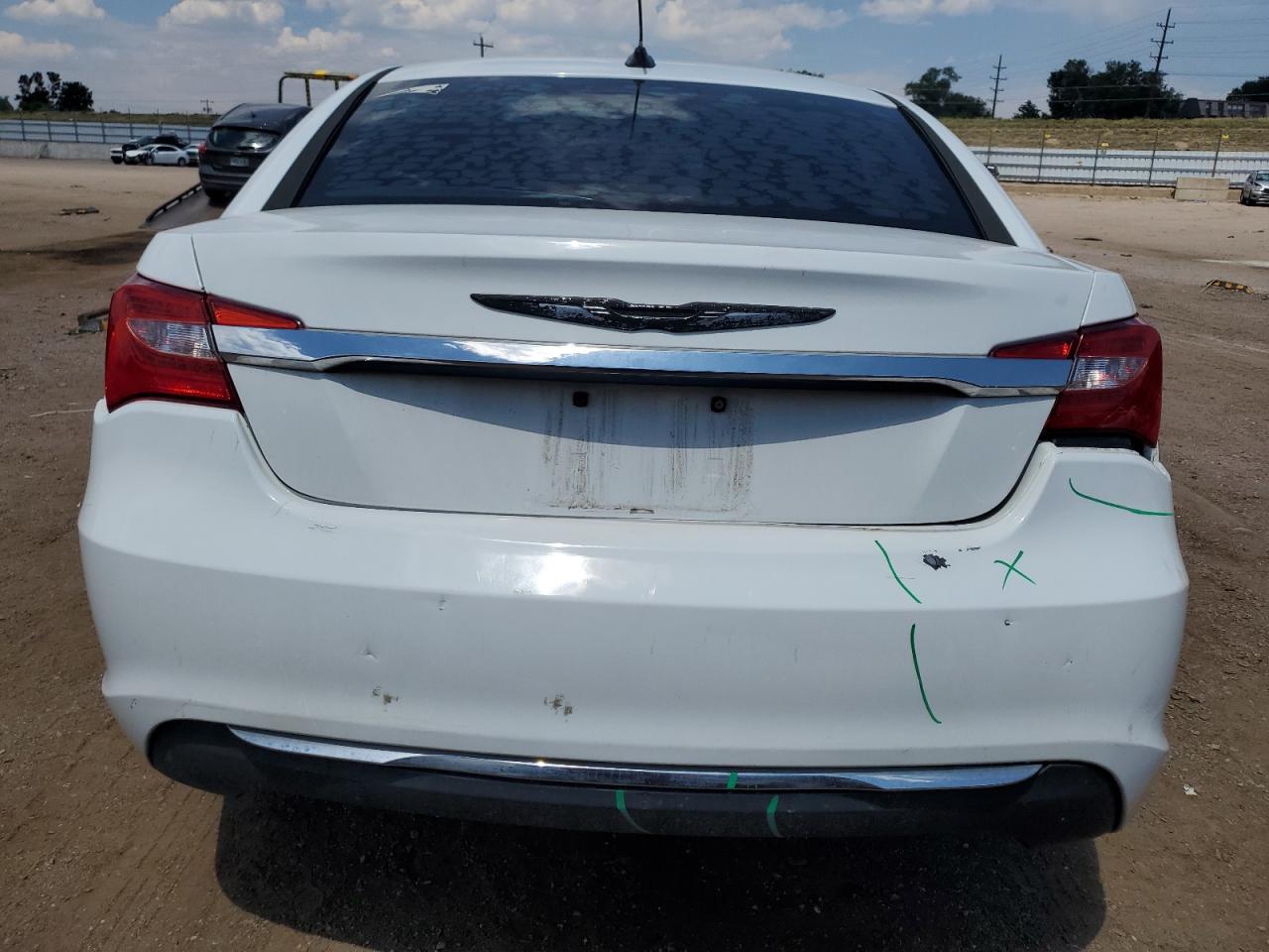 2013 Chrysler 200 Lx VIN: 1C3CCBAB5DN698828 Lot: 67124685