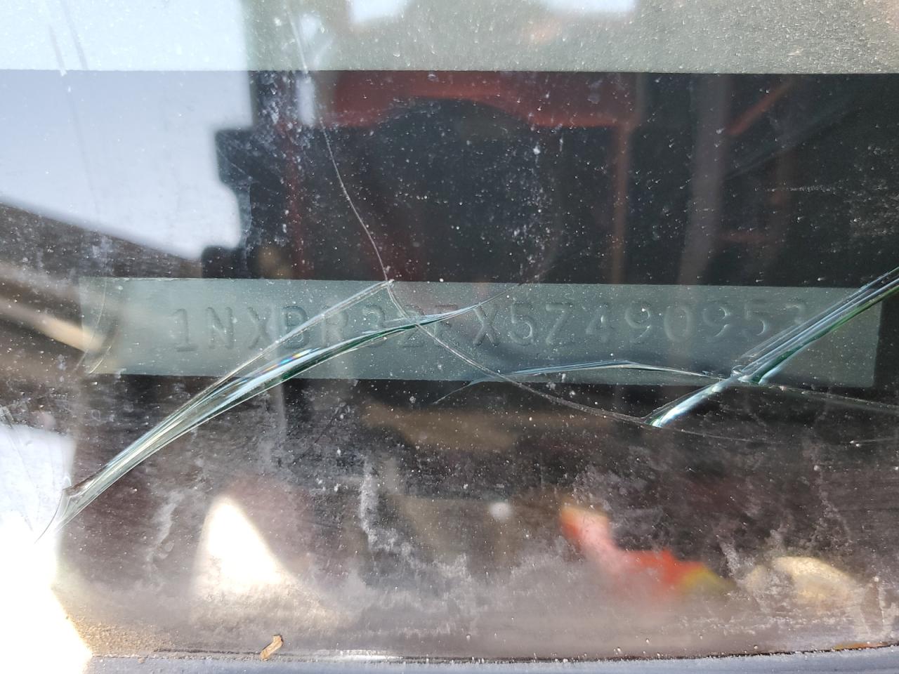 2005 Toyota Corolla Ce VIN: 1NXBR32EX5Z490953 Lot: 69488365