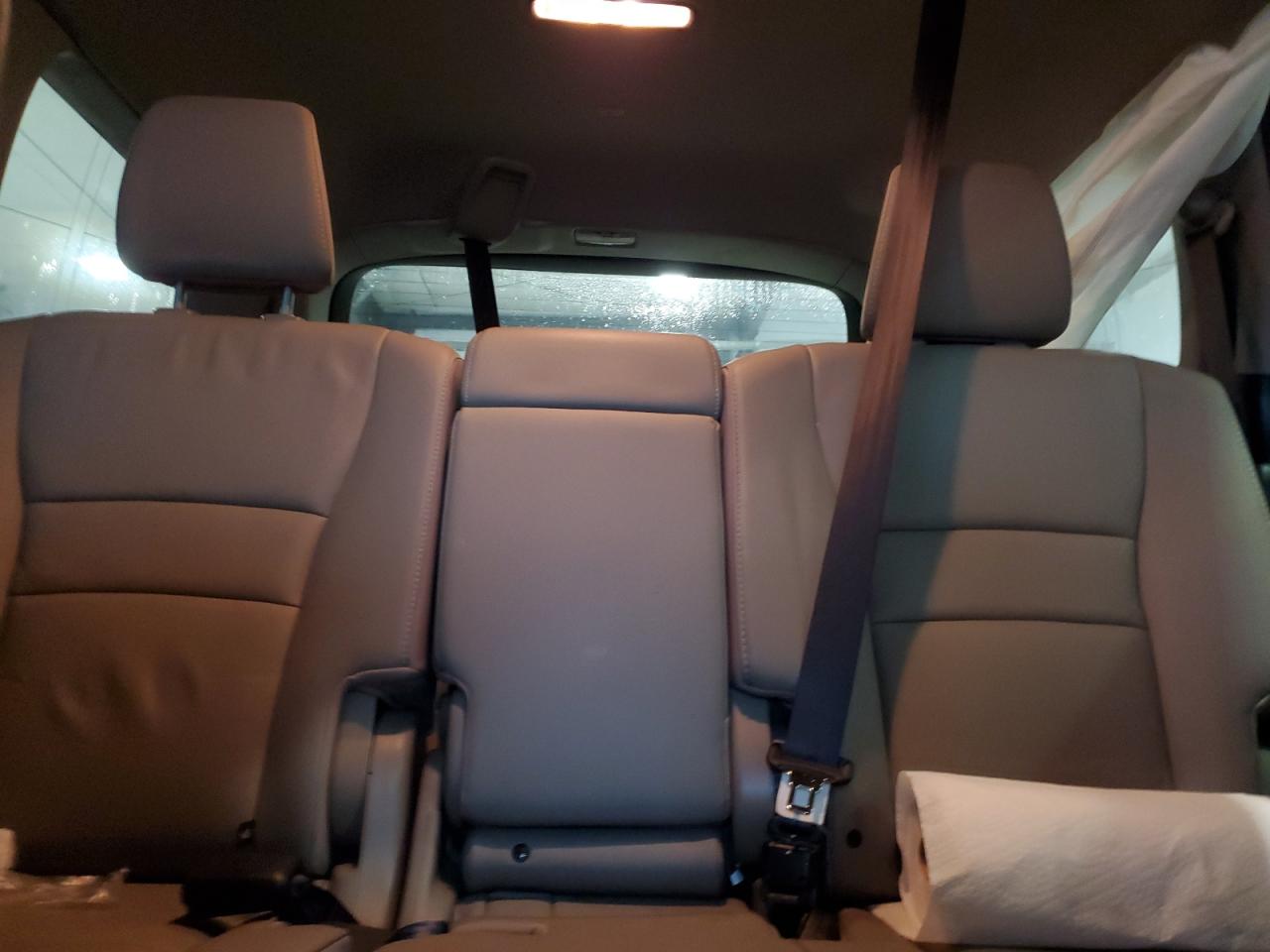 2017 Honda Pilot Touring VIN: 5FNYF5H95HB032358 Lot: 68666395