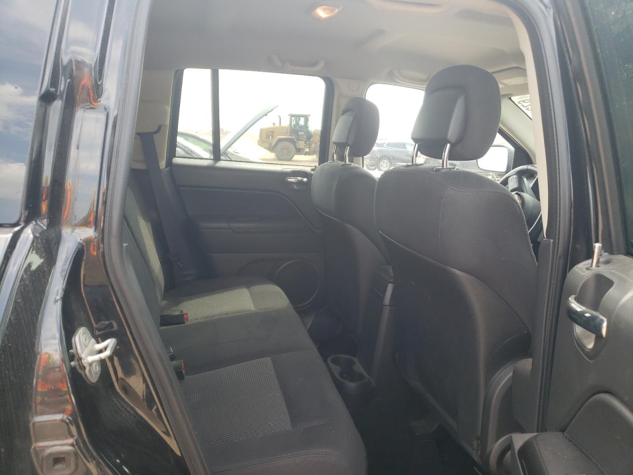 2011 Jeep Compass Sport VIN: 1J4NT1FB7BD137745 Lot: 67319475