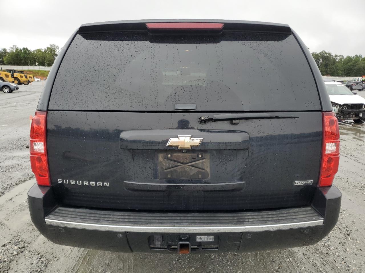 2011 Chevrolet Suburban C1500 Ltz VIN: 1GNSCKE02BR200453 Lot: 68029275