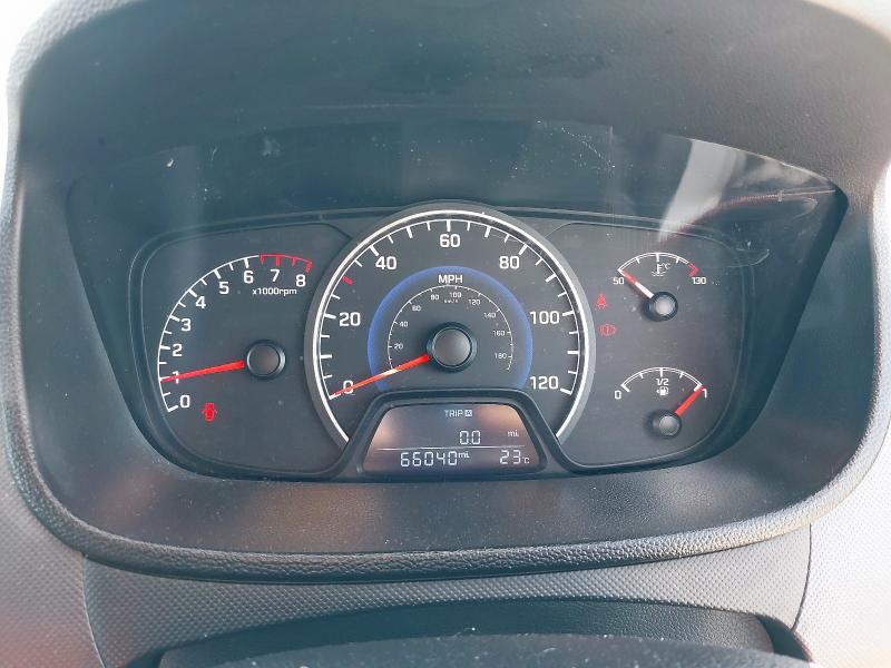 2017 HYUNDAI I10 SE