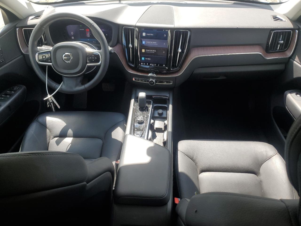 2024 Volvo Xc60 Plus VIN: YV4L12RL5R1712527 Lot: 68167445