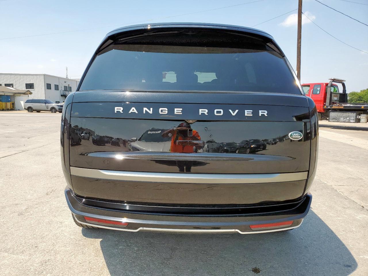 2023 Land Rover Range Rover Se VIN: SALKP9E70PA057360 Lot: 68523835