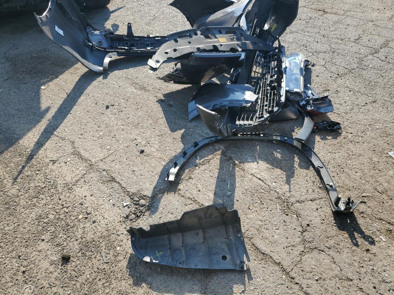 2017 Toyota Highlander Limited VIN: 5TDYZRFH4HS223371 Lot: 69426305