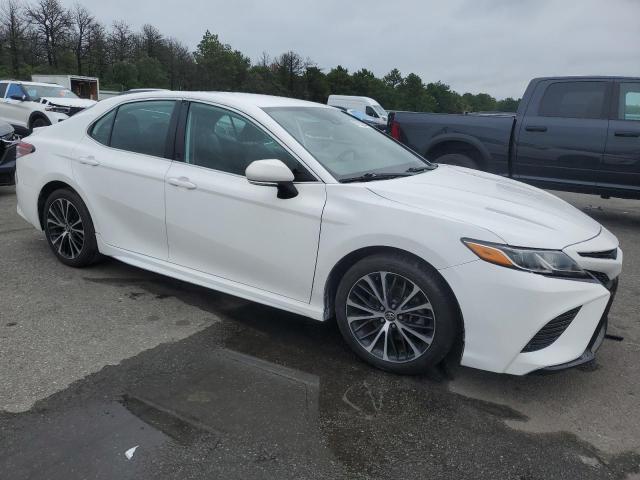  TOYOTA CAMRY 2019 Белы