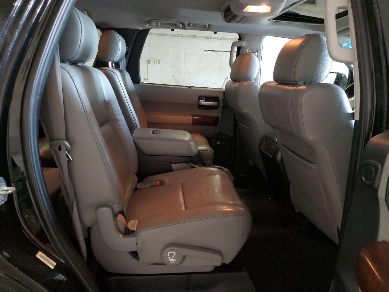 2015 Toyota Sequoia Platinum VIN: 5TDDW5G12FS125857 Lot: 70551305