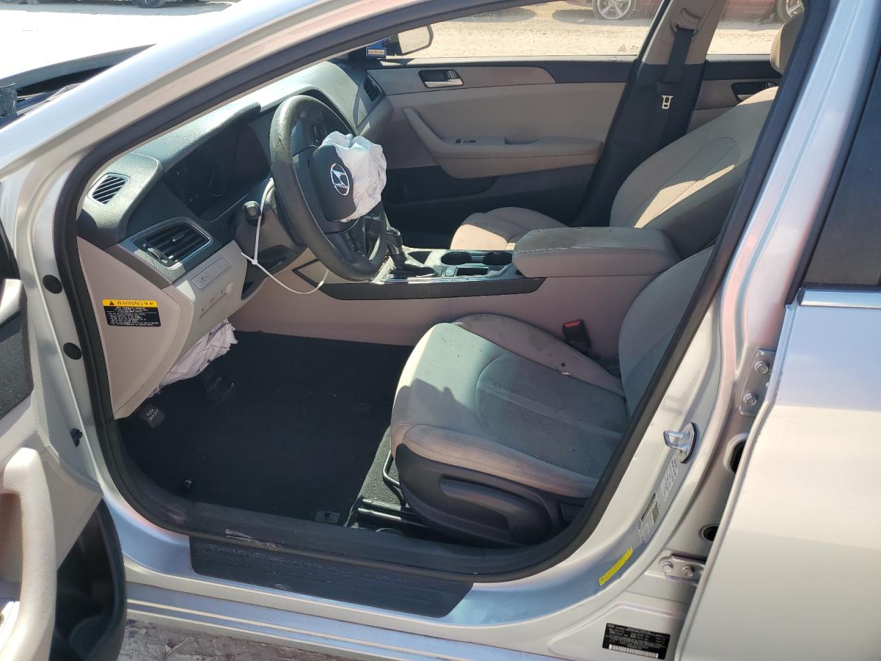 2015 Hyundai Sonata Se VIN: 5NPE24AF3FH200604 Lot: 69902535