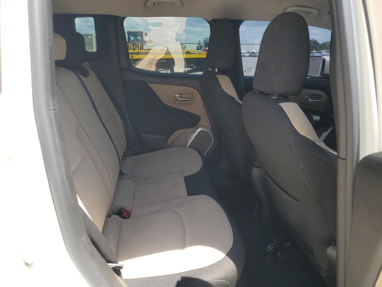 2017 Jeep Renegade Latitude VIN: ZACCJABBXHPE48928 Lot: 67608445