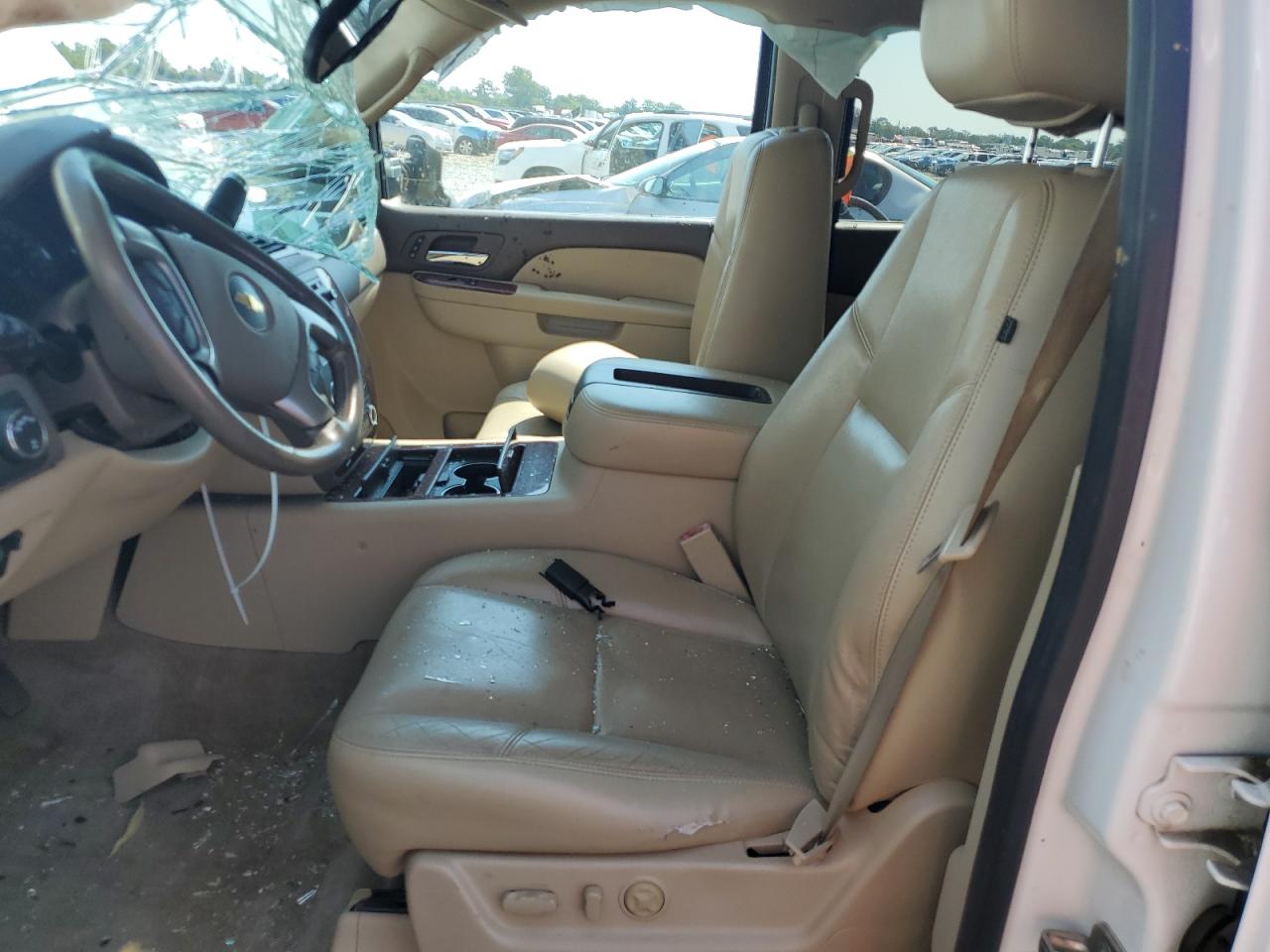 2012 Chevrolet Suburban K1500 Ltz VIN: 1GNSKKE75CR142422 Lot: 67745535