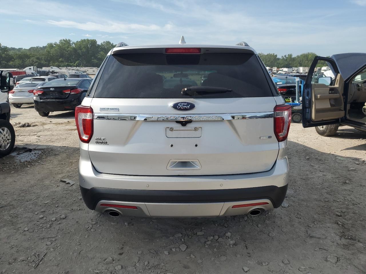 2016 Ford Explorer Xlt VIN: 1FM5K8D83GGB62166 Lot: 68972835