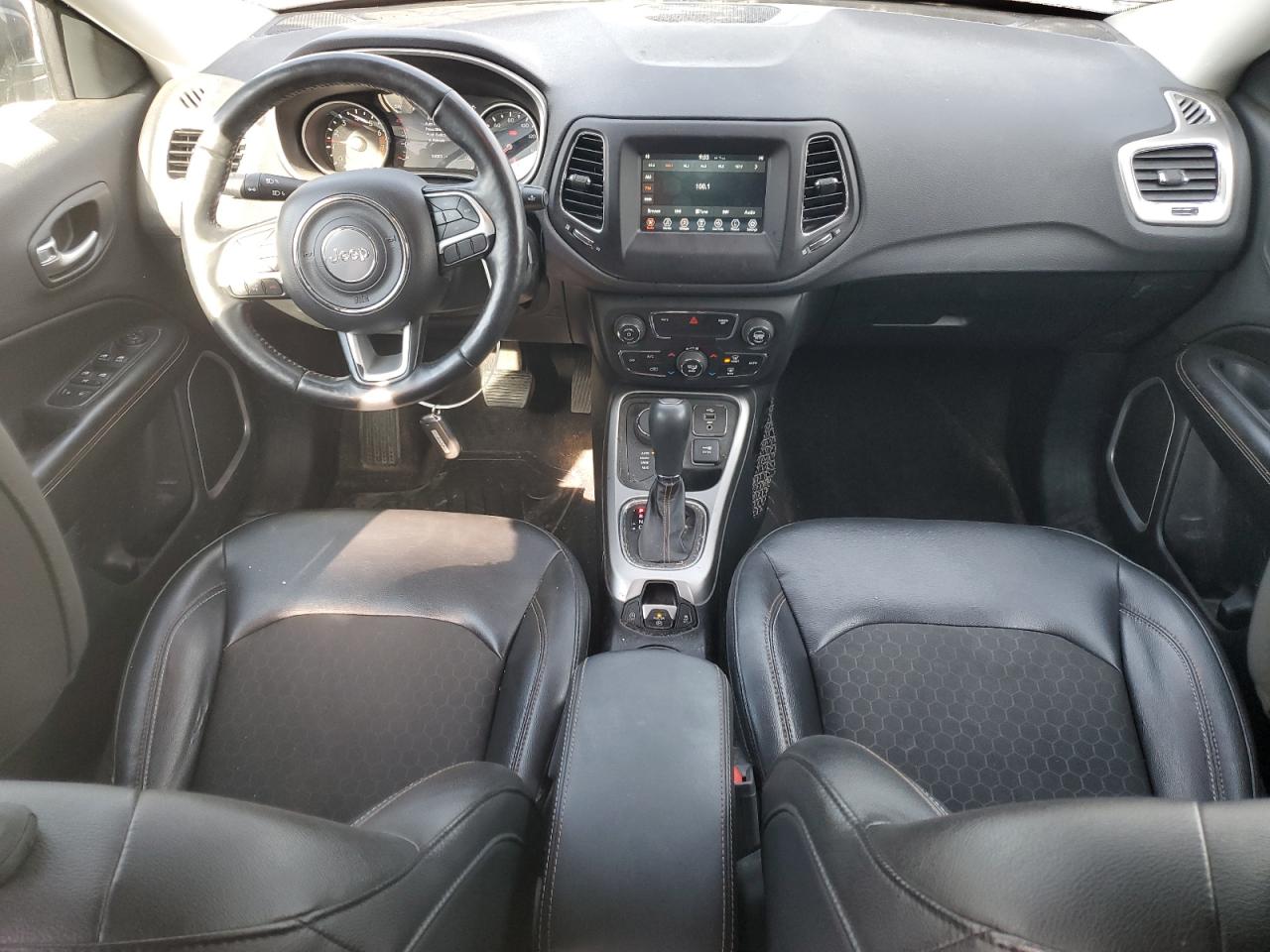 2018 Jeep Compass Latitude VIN: 3C4NJDBB8JT168336 Lot: 70446515