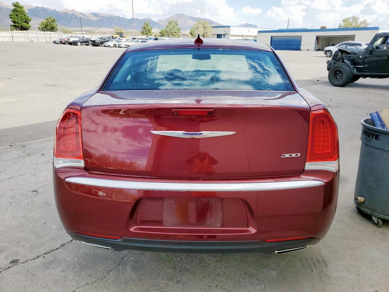 2019 Chrysler 300 Touring VIN: 2C3CCAAG5KH667624 Lot: 70316915