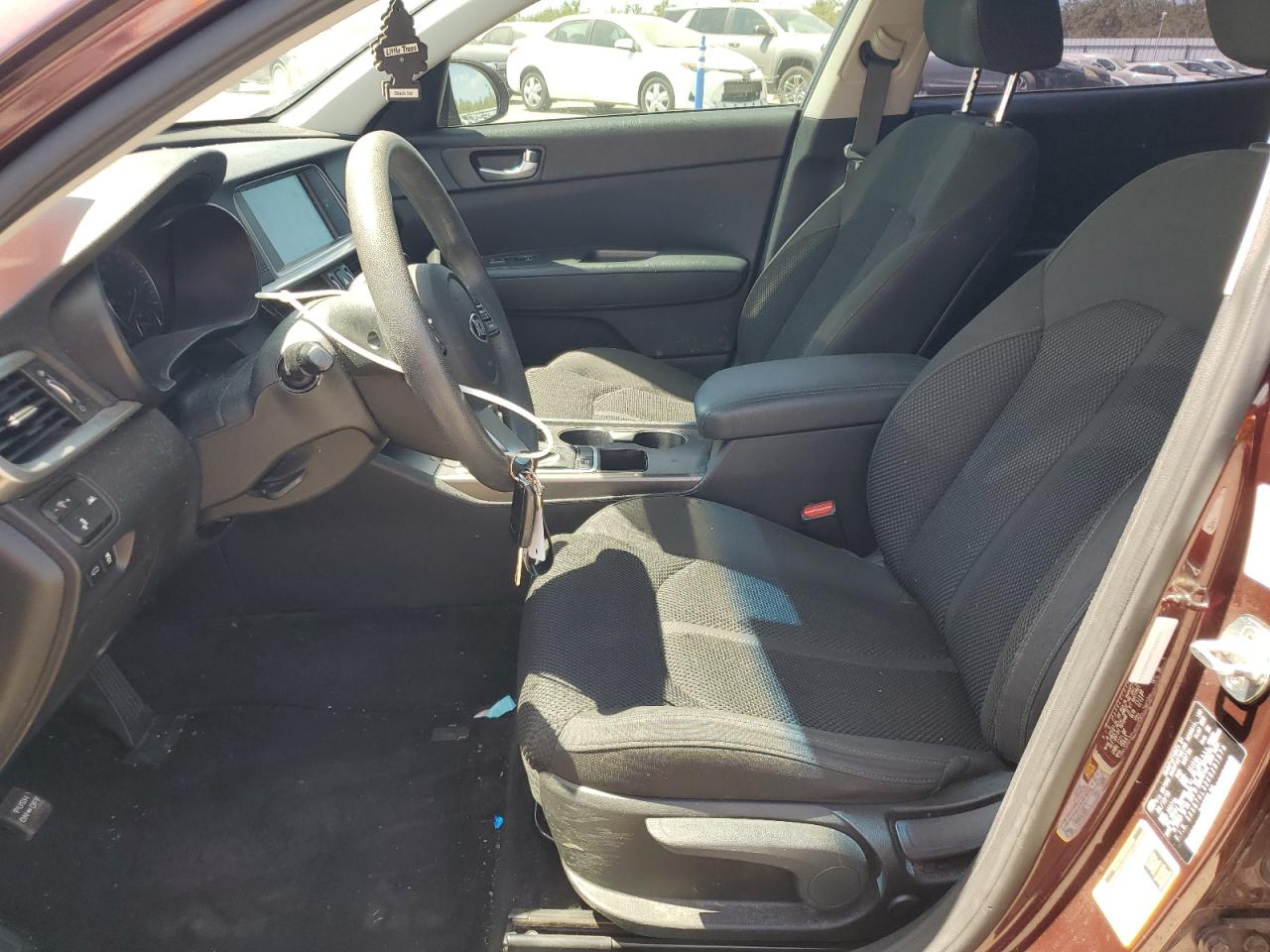 2019 Kia Optima Lx VIN: 5XXGT4L32KG281674 Lot: 68474645