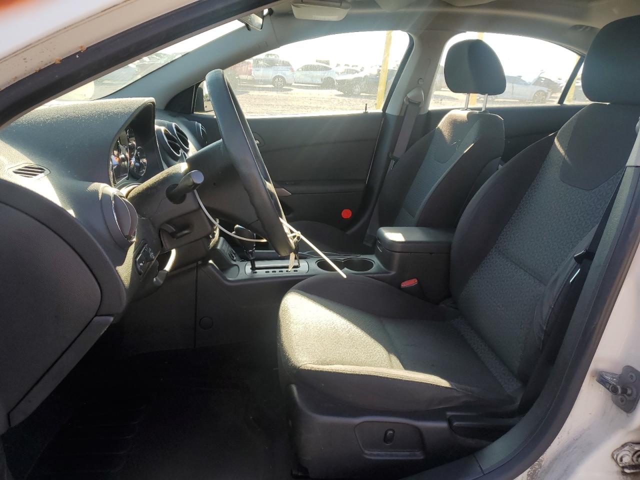 2007 Pontiac G6 Base VIN: 1G2ZG58N374140695 Lot: 70821295