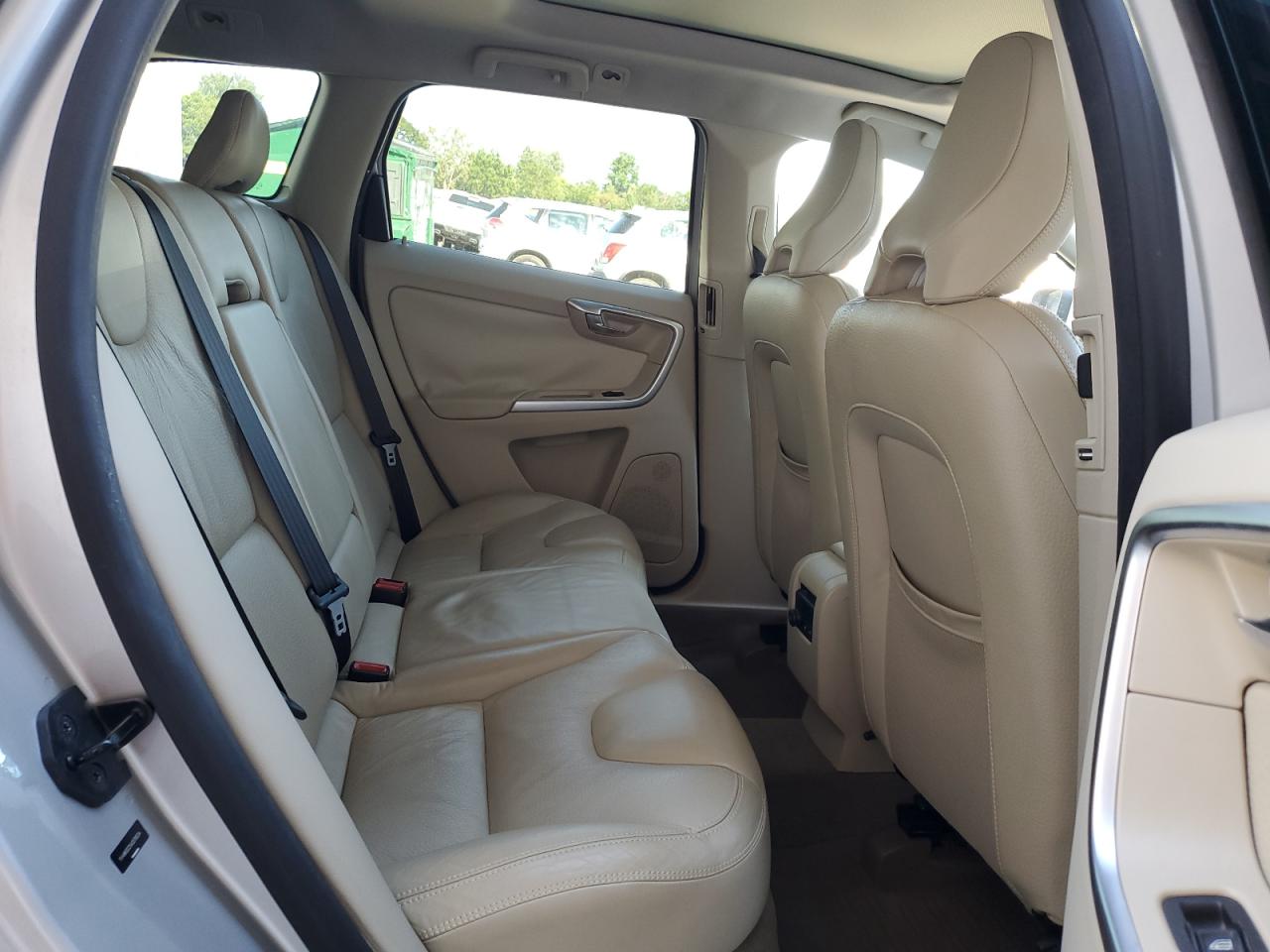 2010 Volvo Xc60 3.2 VIN: YV4960DZ5A2078534 Lot: 70102925