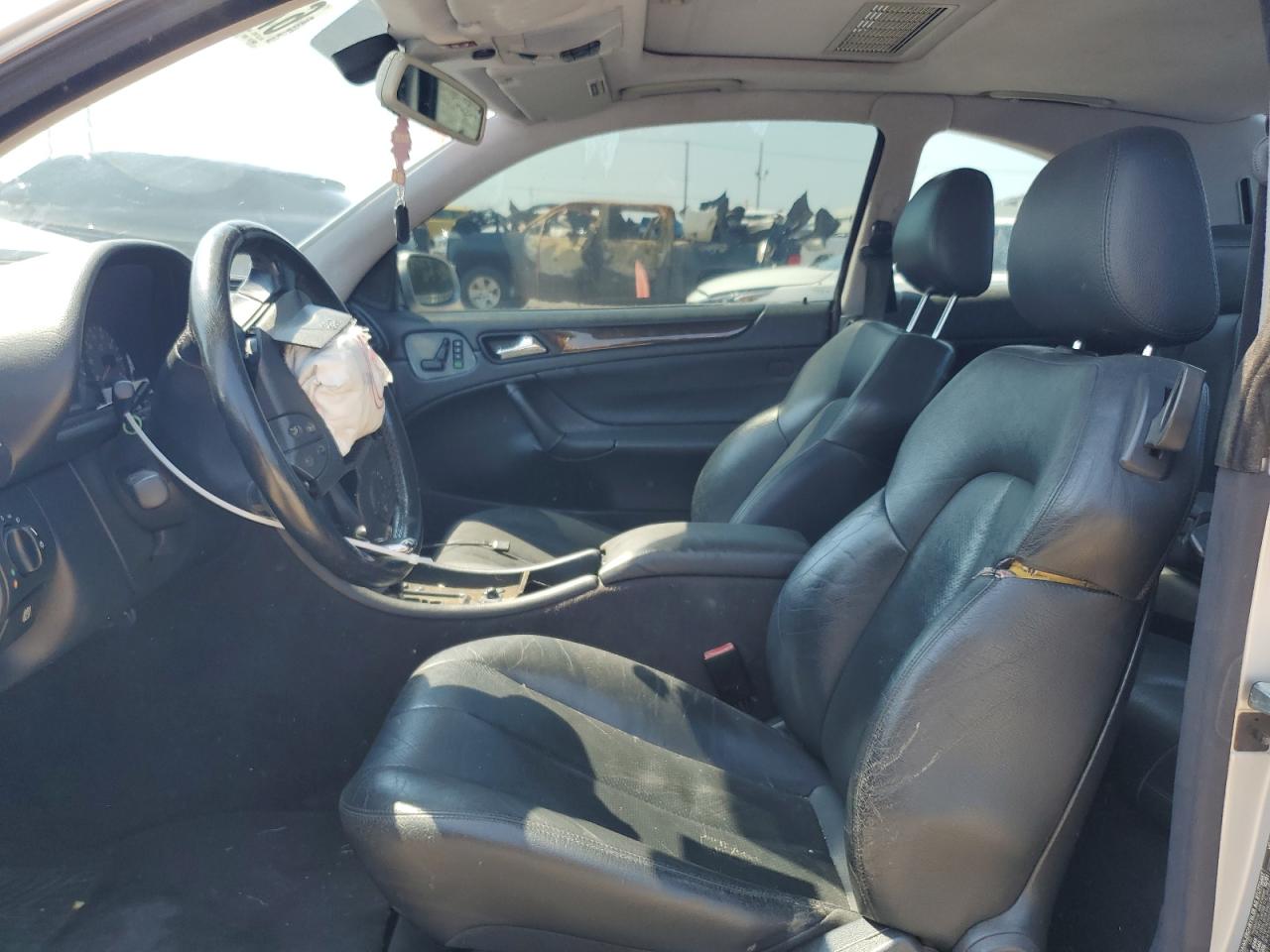 2002 Mercedes-Benz Clk 430 VIN: WDBLJ70G62T107067 Lot: 67373105