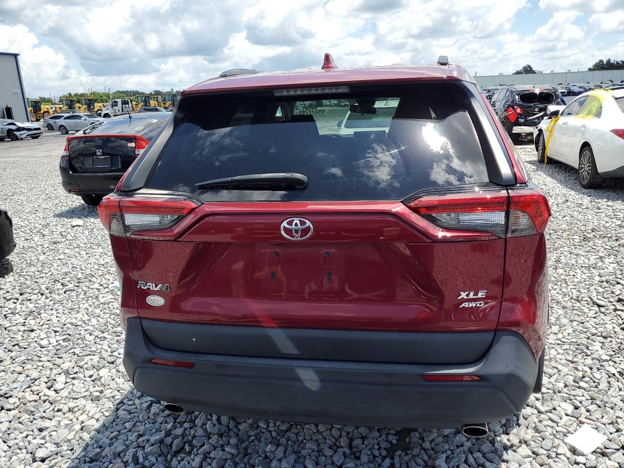 2021 Toyota Rav4 Xle VIN: 2T3P1RFV7MW205092 Lot: 69372785