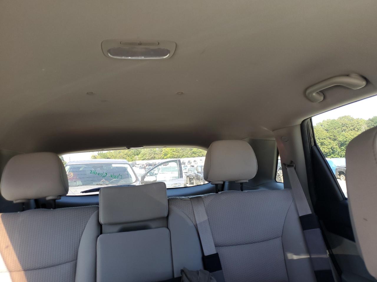 2011 Kia Sorento Base VIN: 5XYKT3A15BG155892 Lot: 69001455