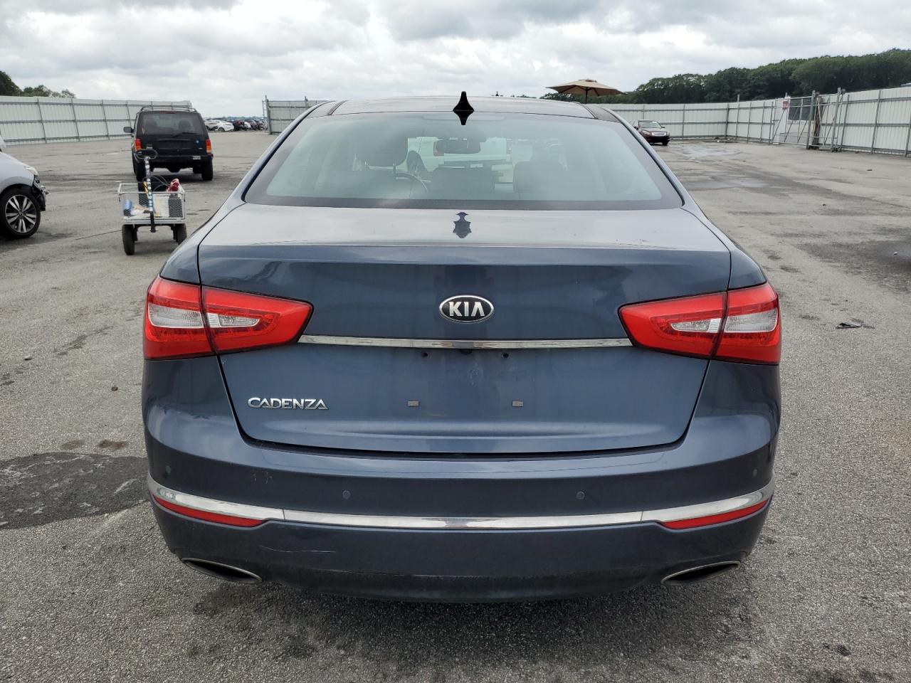 2015 Kia Cadenza Premium VIN: KNALN4D75F5168948 Lot: 66165145