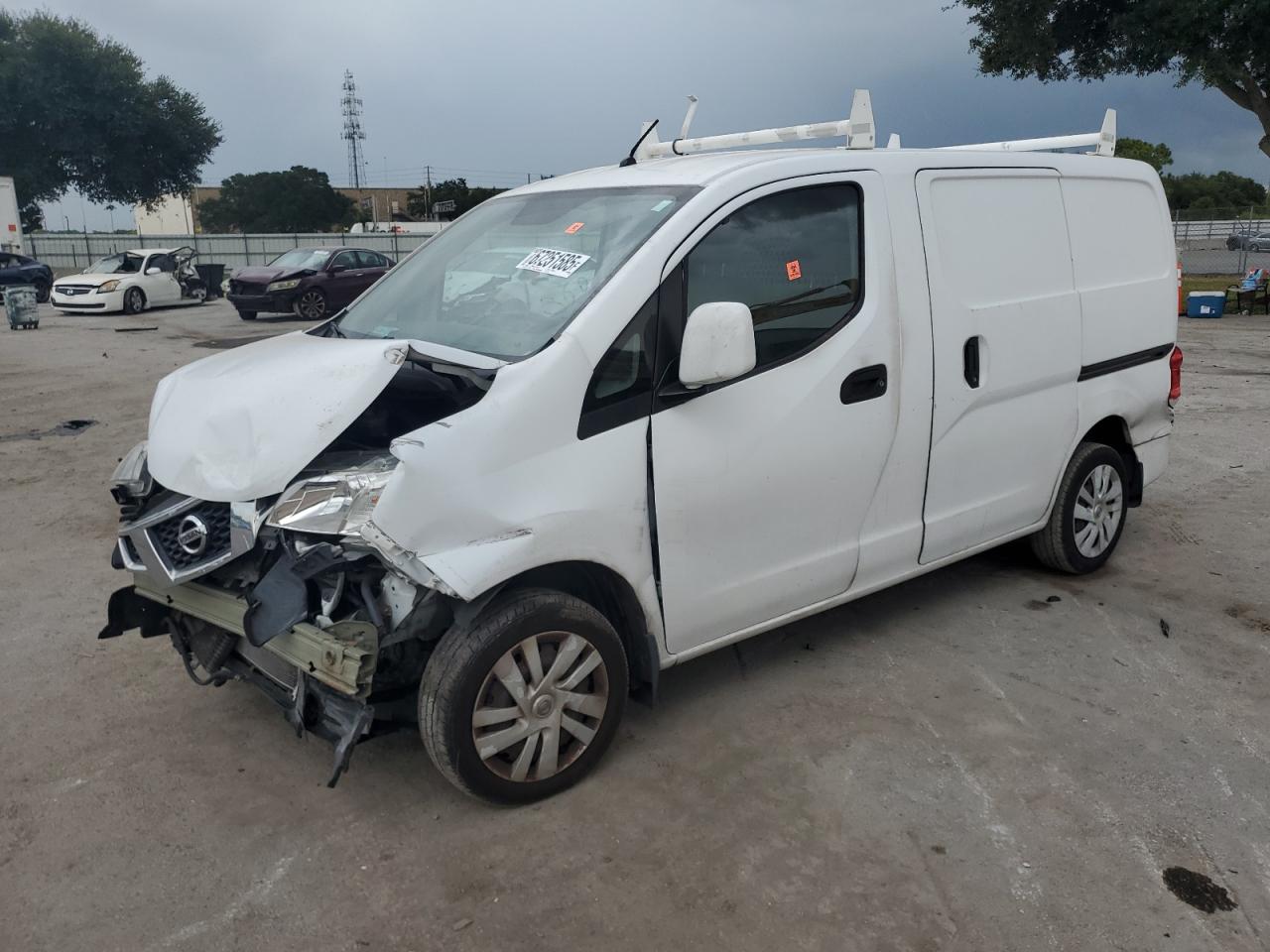 2017 NISSAN NV WHITE VIN: 3N6CM0KN1HK710844