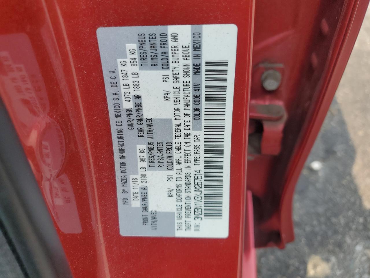 2018 Mazda 3 Touring VIN: 3MZBN1V3XJM267614 Lot: 67536365