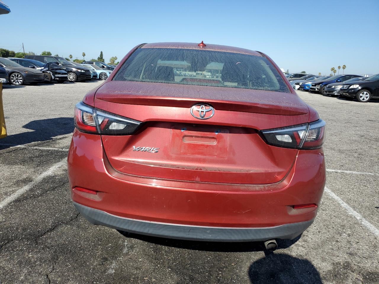 2019 Toyota Yaris L VIN: 3MYDLBYV8KY517335 Lot: 70204655