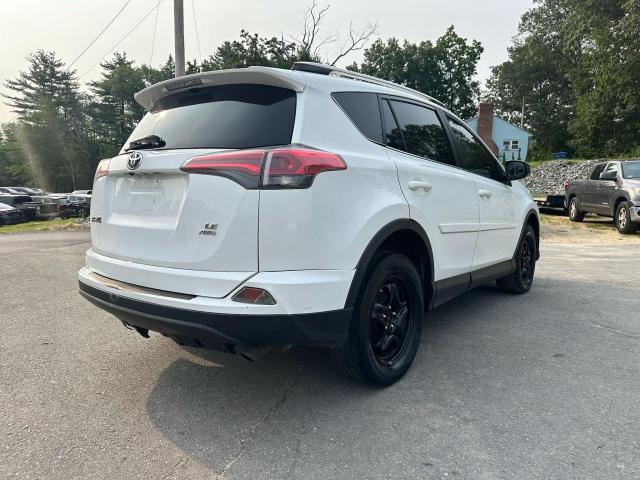 Parquets TOYOTA RAV4 2017 White