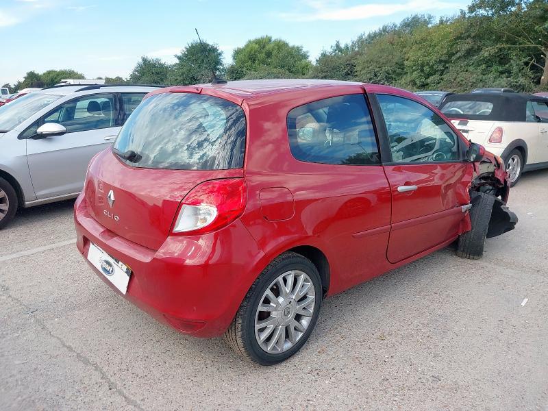2011 RENAULT CLIO DYNAMIQUE TOMTOM