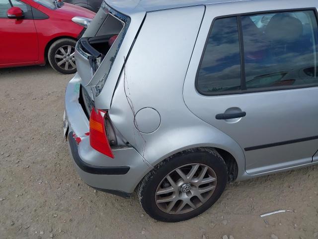 2003 VOLKSWAGEN GOLF MATCH