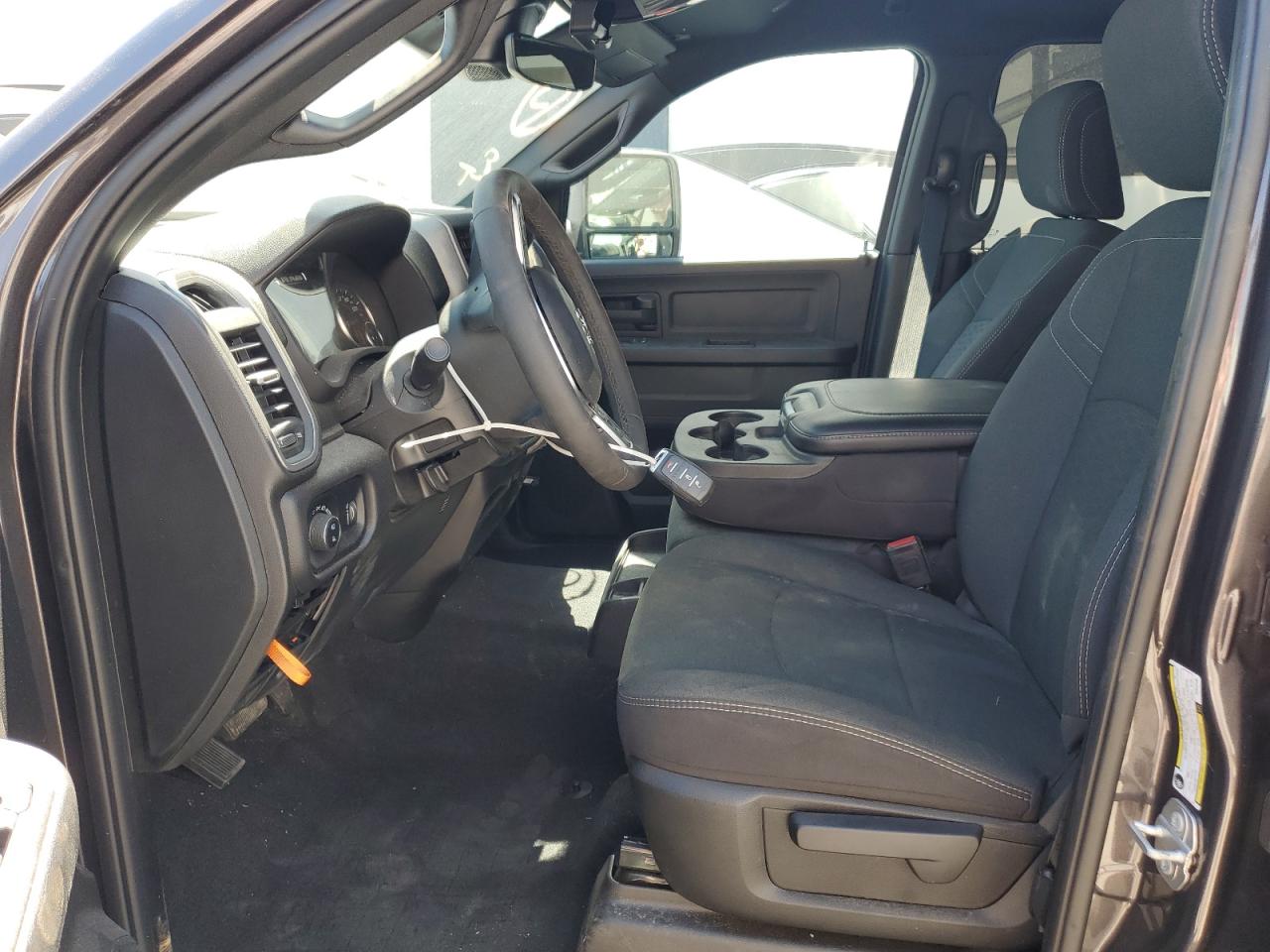 2025 Ram 2500 Tradesman VIN: 3C6UR5CJXSG543130 Lot: 70863375