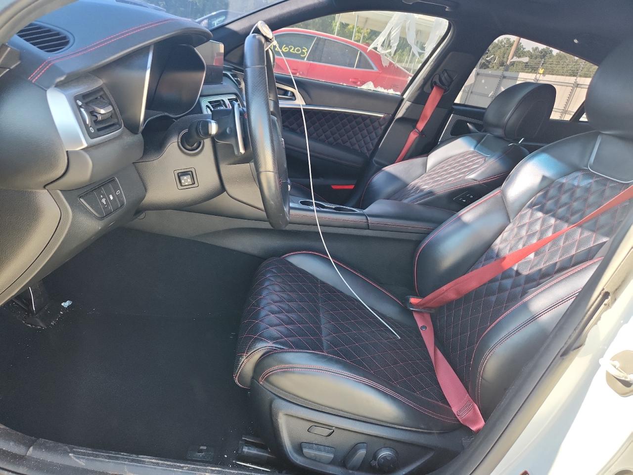 2022 Genesis G70 Base VIN: KMTG54TE9NU083895 Lot: 68370035