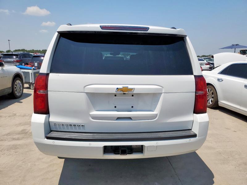  CHEVROLET SUBURBAN 2016 Белы
