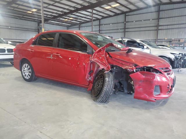  TOYOTA COROLLA 2013 Czerwony