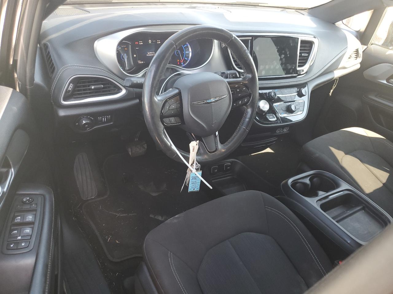 2021 Chrysler Pacifica Hybrid Touring VIN: 2C4RC1R71MR514021 Lot: 69926985