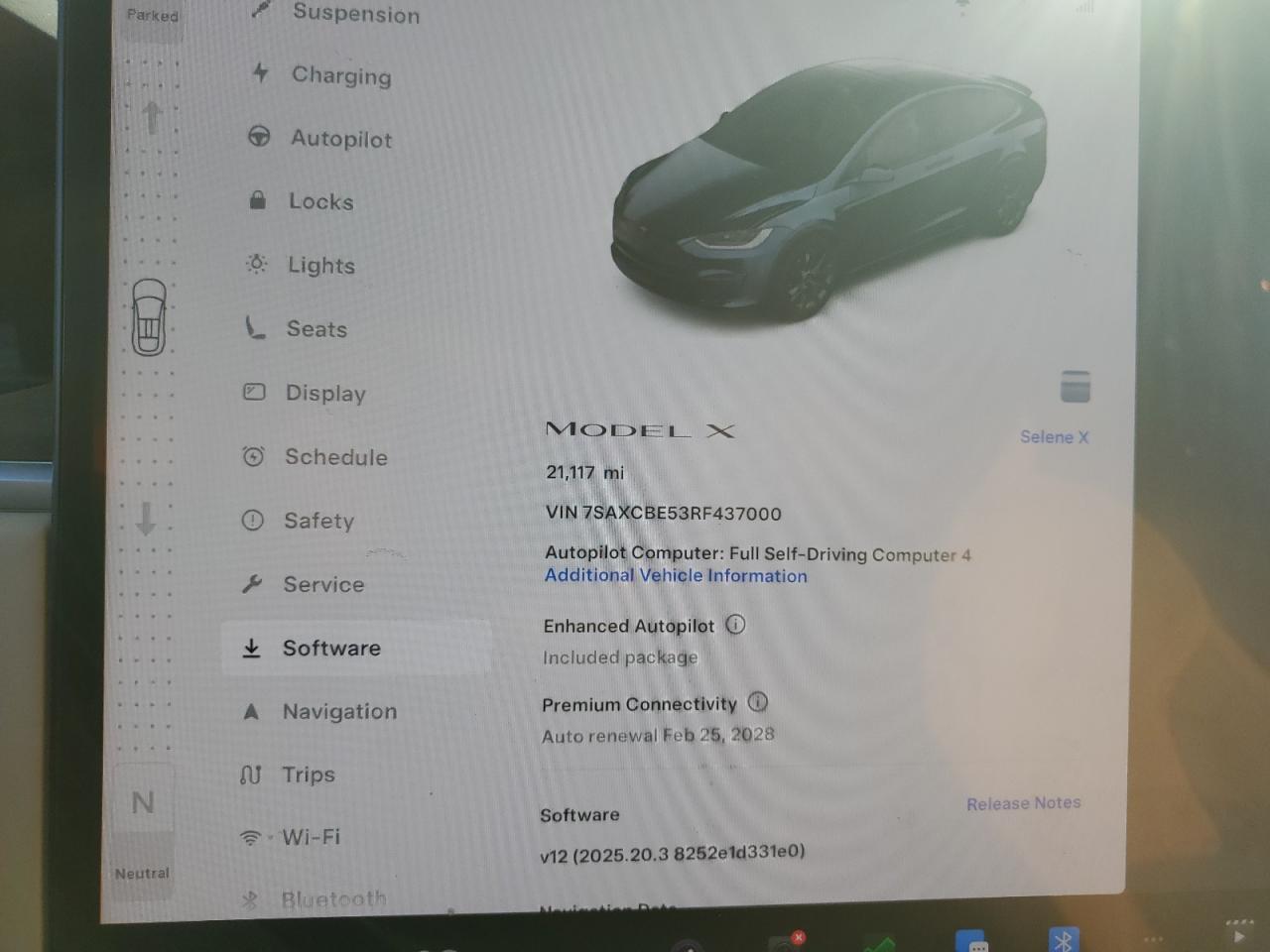 7SAXCBE53RF437000 2024 Tesla Model X