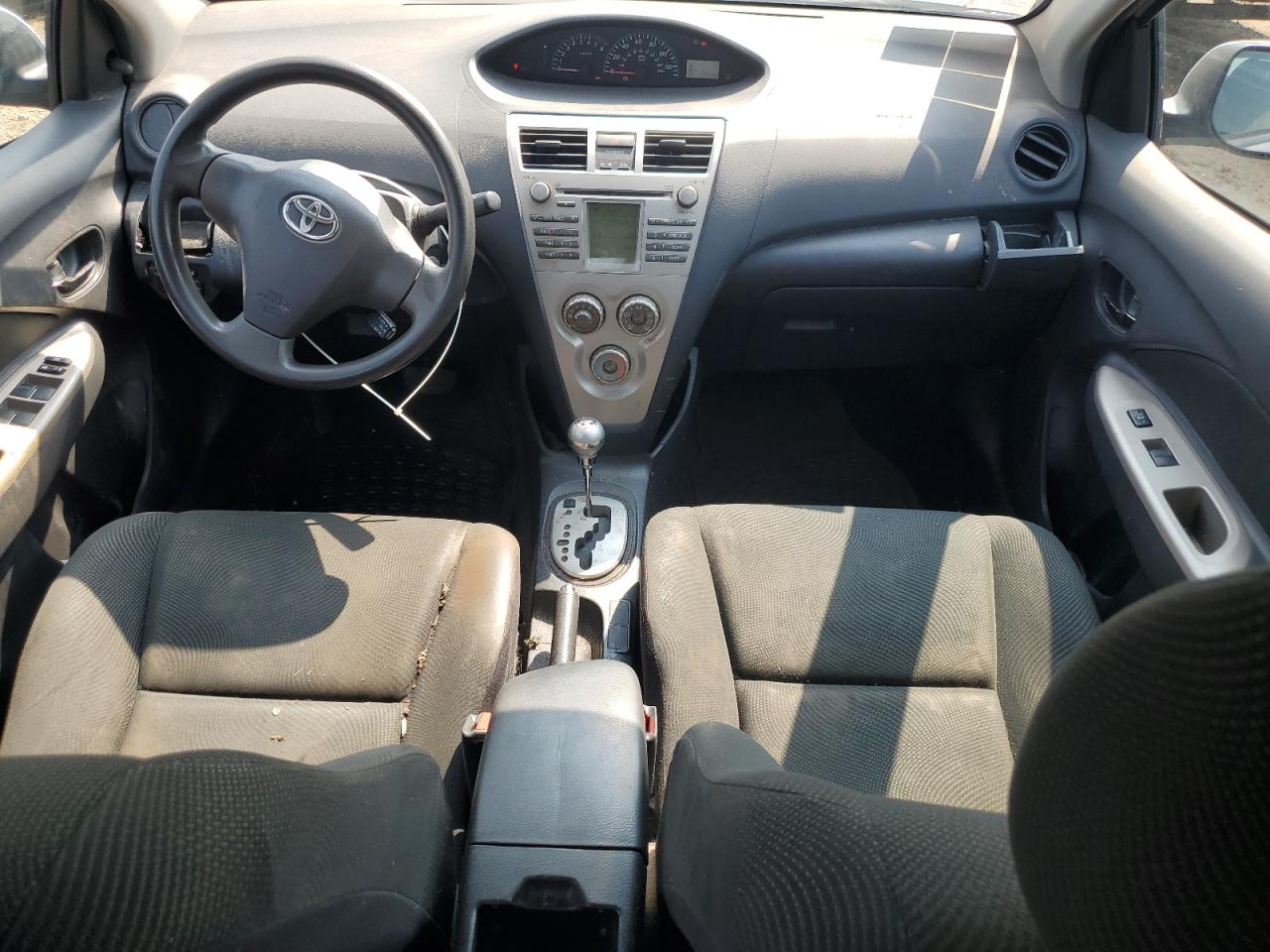 2009 Toyota Yaris VIN: JTDBT903894049855 Lot: 69109445