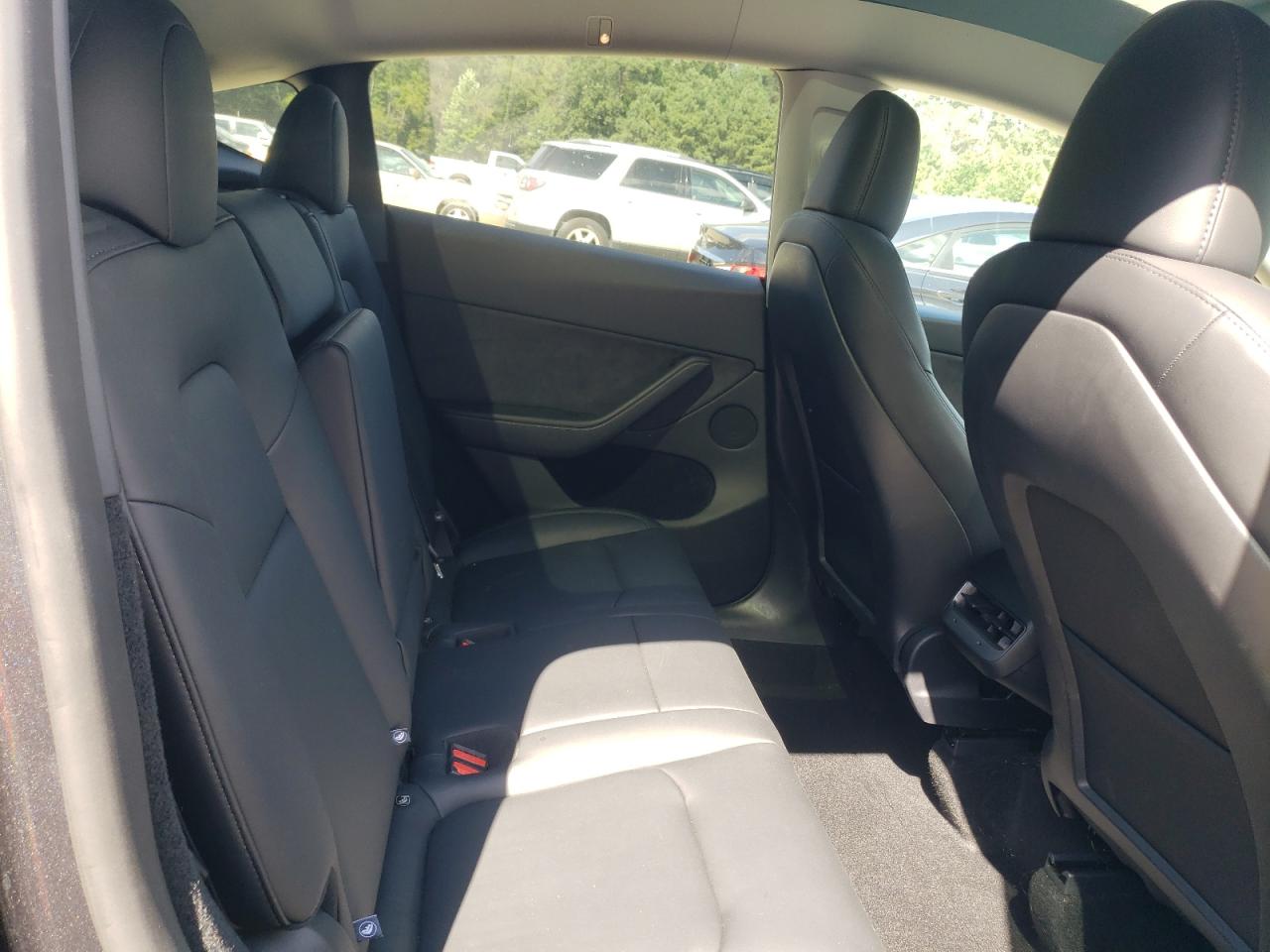 2024 Tesla Model Y VIN: 7SAYGDEE3RA328408 Lot: 70861915