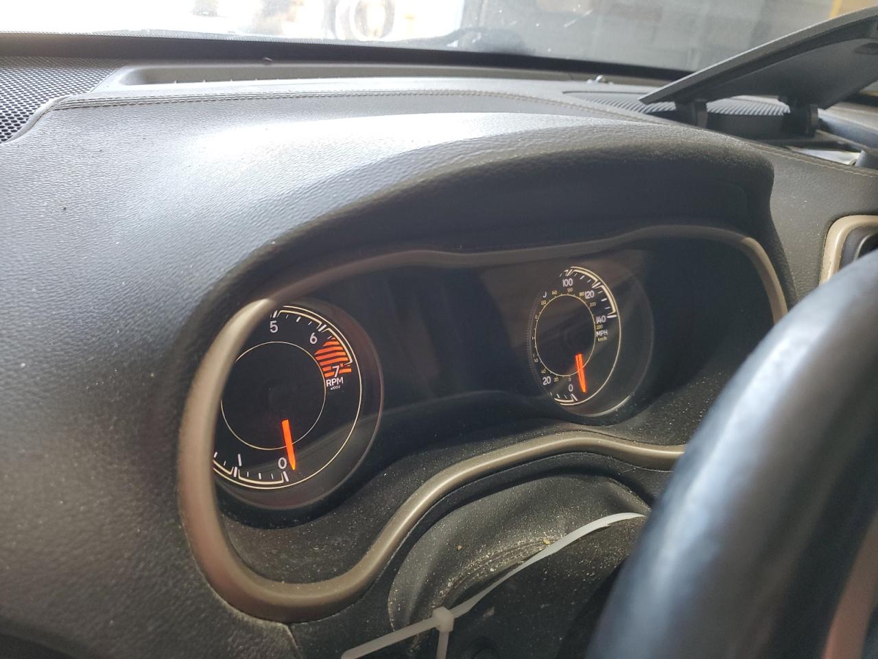 2017 Jeep Cherokee Limited VIN: 1C4PJMDB3HW520295 Lot: 67404175