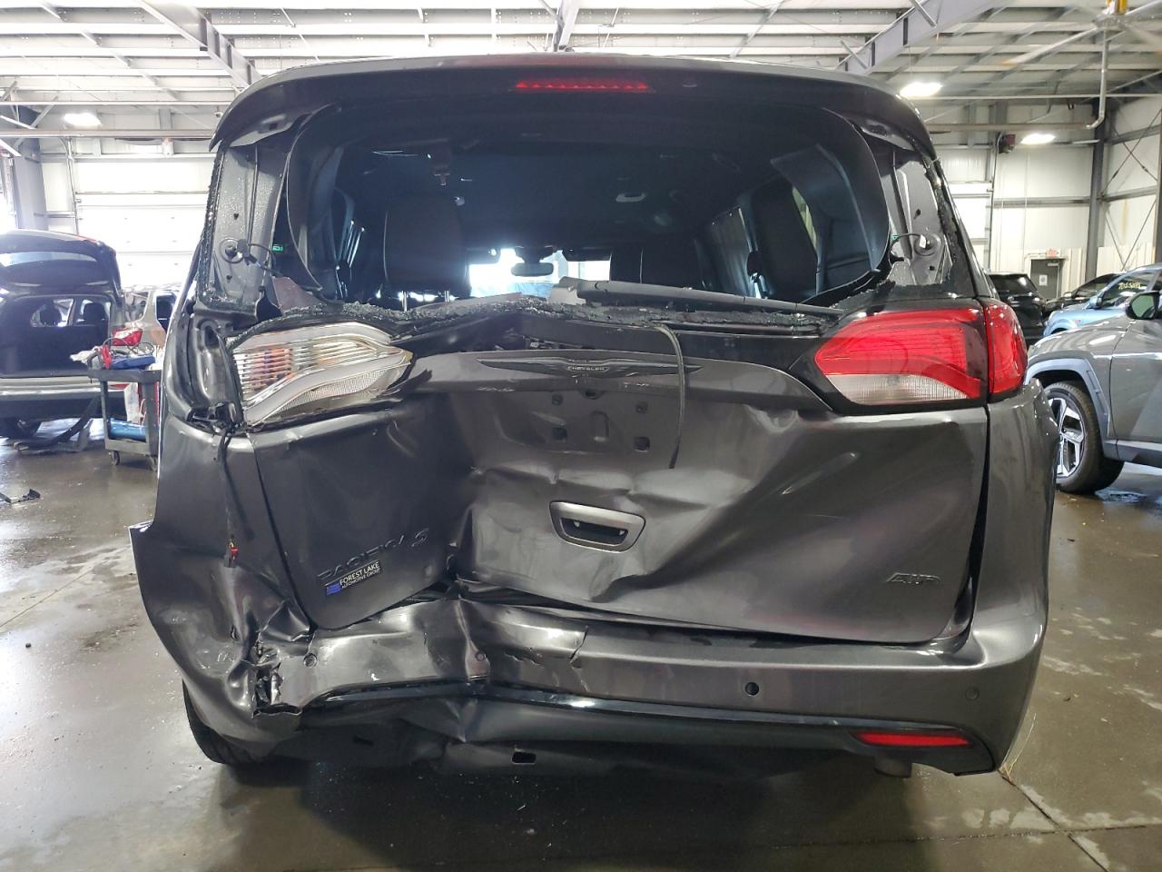 2020 Chrysler Pacifica Touring L VIN: 2C4RC3BG5LR282592 Lot: 70749475
