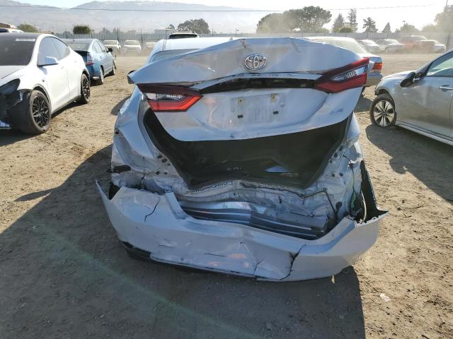  TOYOTA CAMRY 2022 Два тона