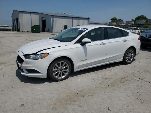  FORD FUSION 2017 White