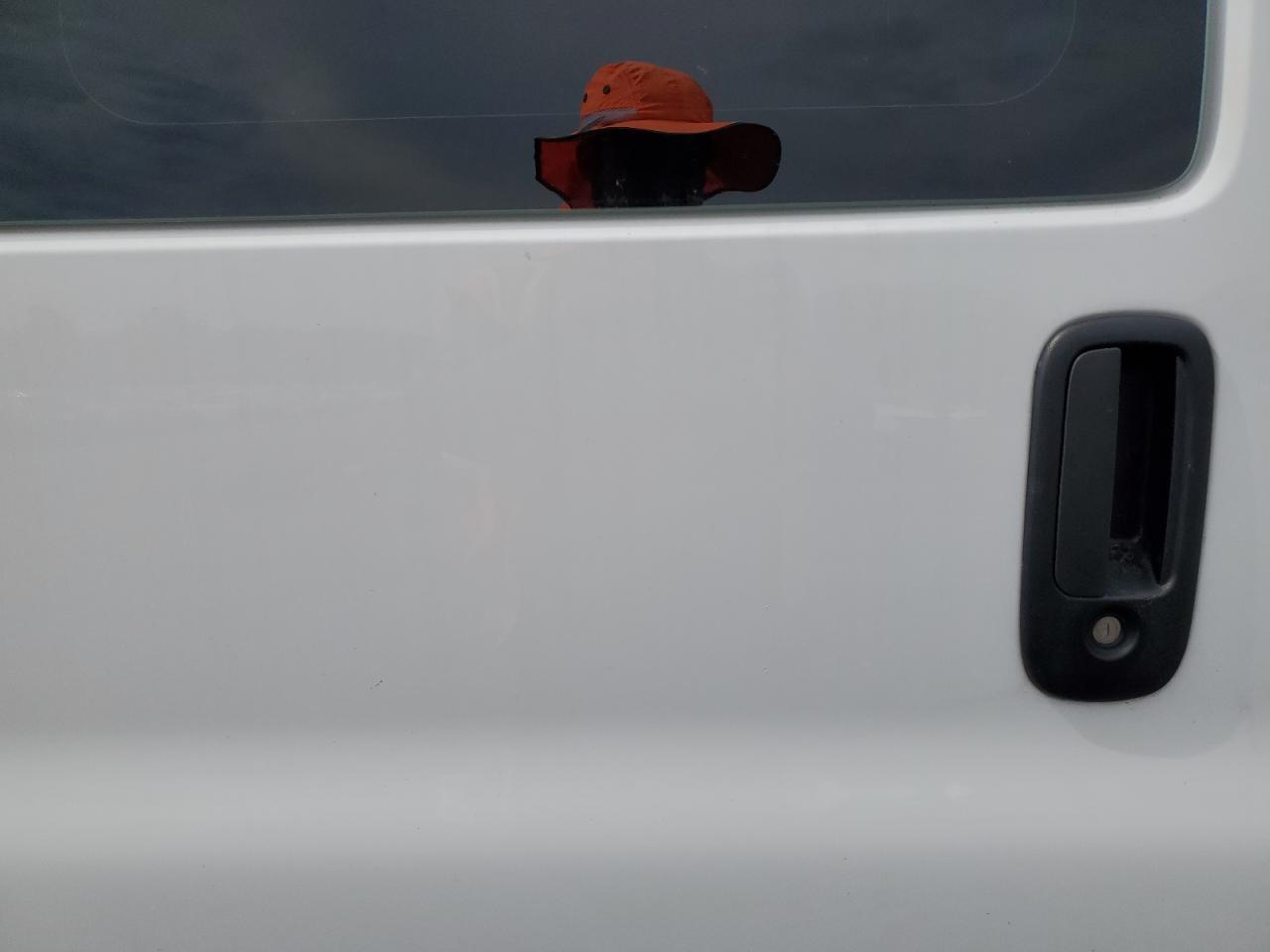 2025 Chevrolet Express G2500 VIN: 1GCWGAFPXS1107733 Lot: 68392695