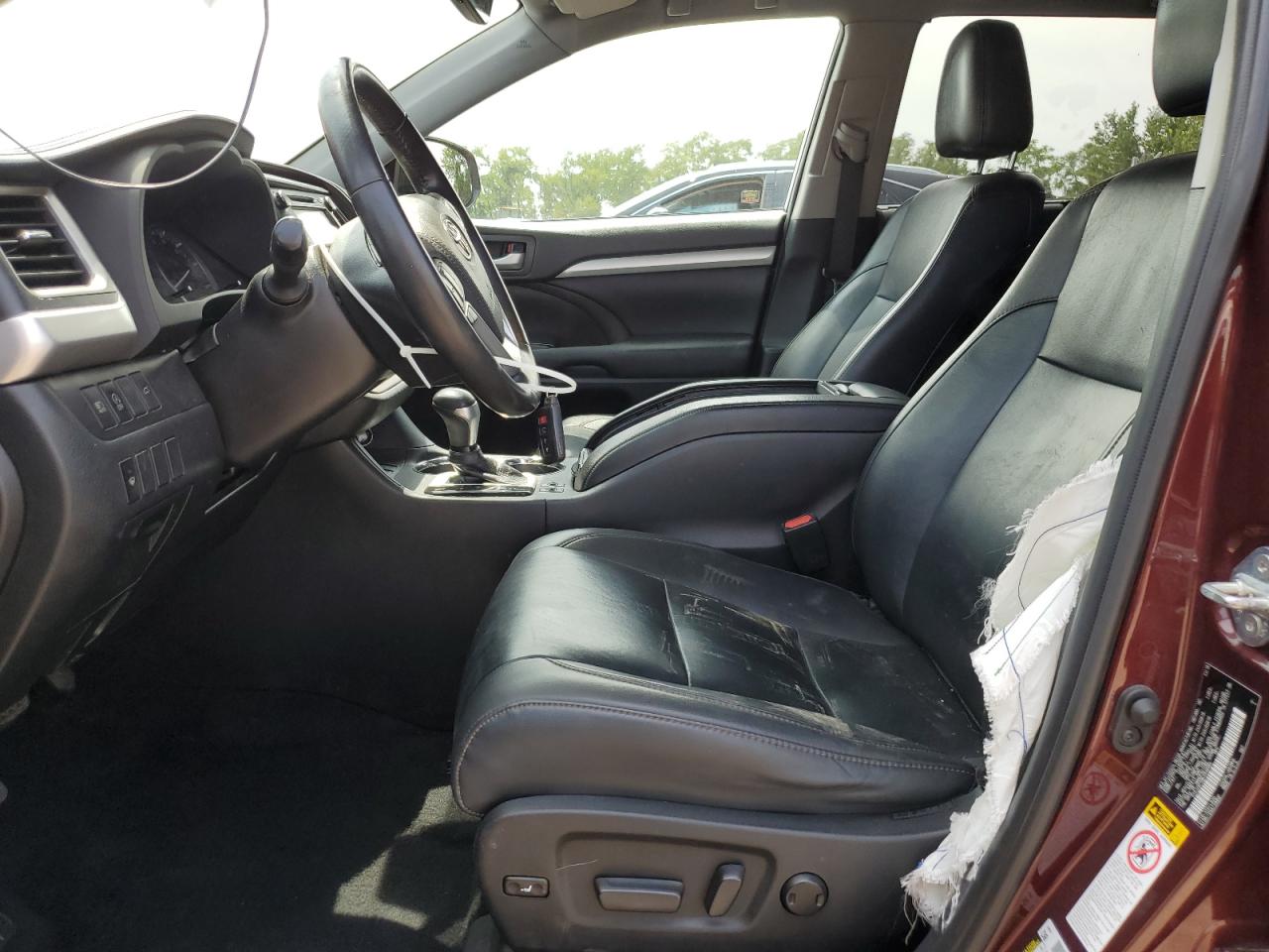 2019 Toyota Highlander Se VIN: 5TDJZRFH8KS938985 Lot: 67588905